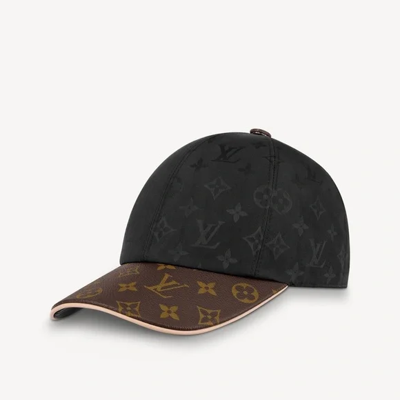 Louis Vuitton | Accessories | Brand New Fullset Louis  display picture 1